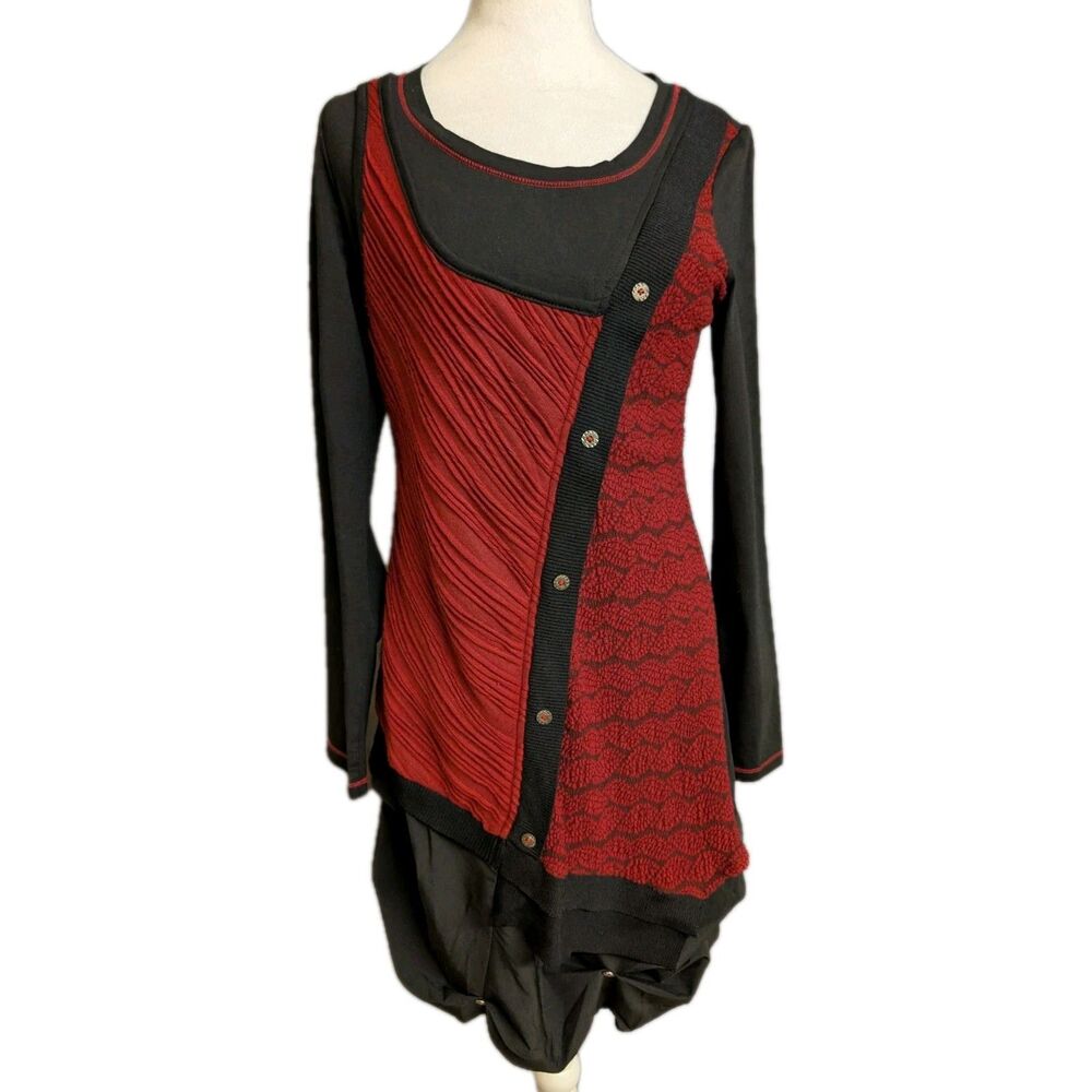 Dzhavael Couture Women's S Red Black Abstract Designed in France Boho Lagenlook